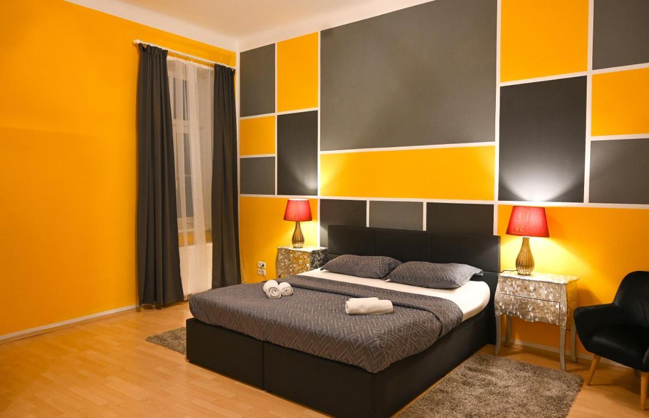 Elegant Suite Altes Akh Wina Bagian luar foto