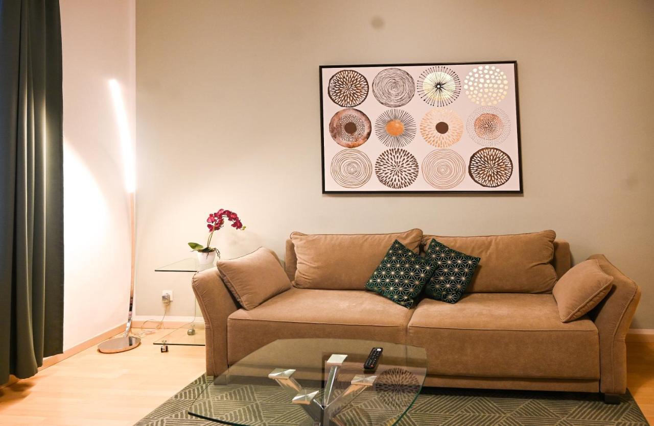 Elegant Suite Altes Akh Wina Bagian luar foto